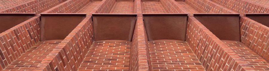 San Bernardo Chapel with clay blocks; Brick Award 2018 Special Prize Winner Category "Sharing Public Spaces"; Nicolás Campodonico Estudio; Photo: Nicolás Esteban Campodonico