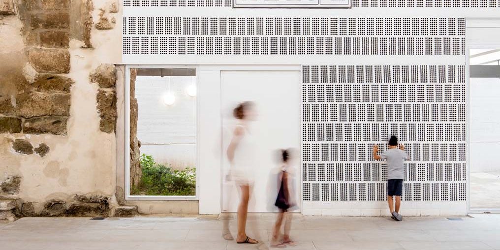 Brick 20 Online Advertising Banner without Text