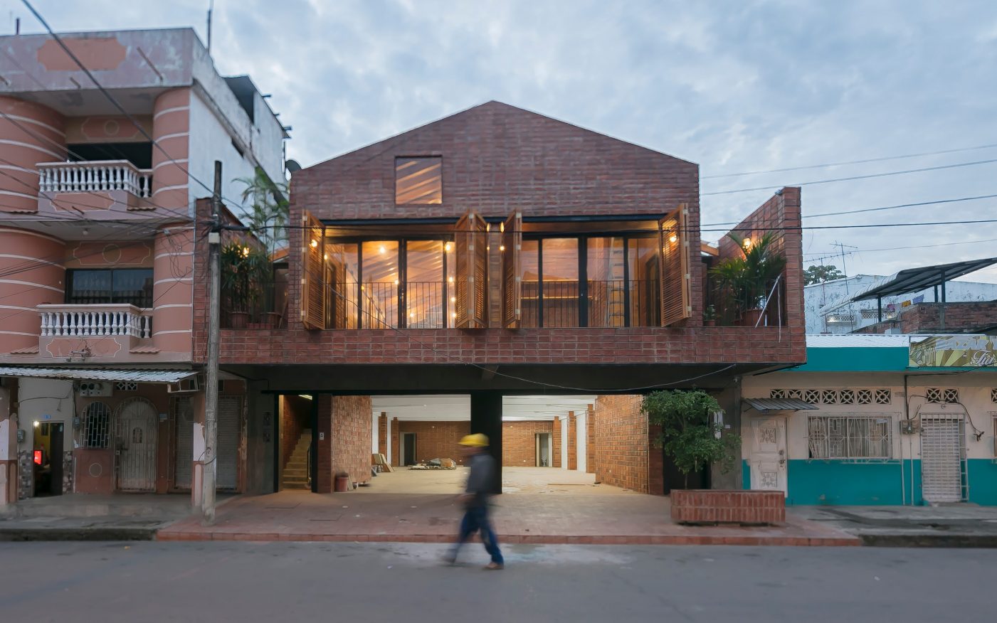 The House that Habitates. Brick Award 22 Category "Feeling at home". Natura Futura. Outside view