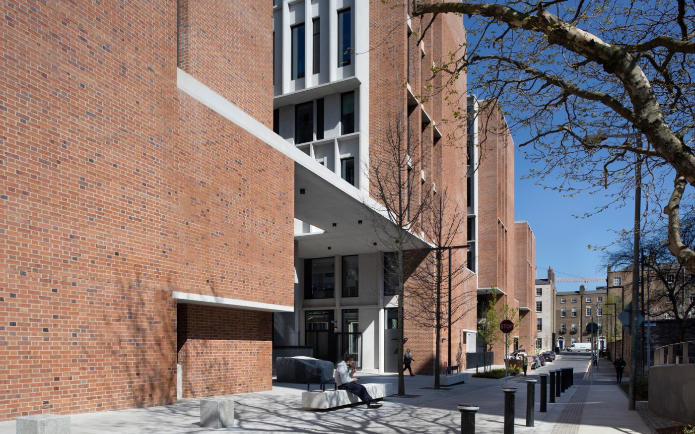 Brick Award 24 Electricity Supply Board Headquarters, Category Working together, Architects: Grafton Architects & O Mahony Pike 