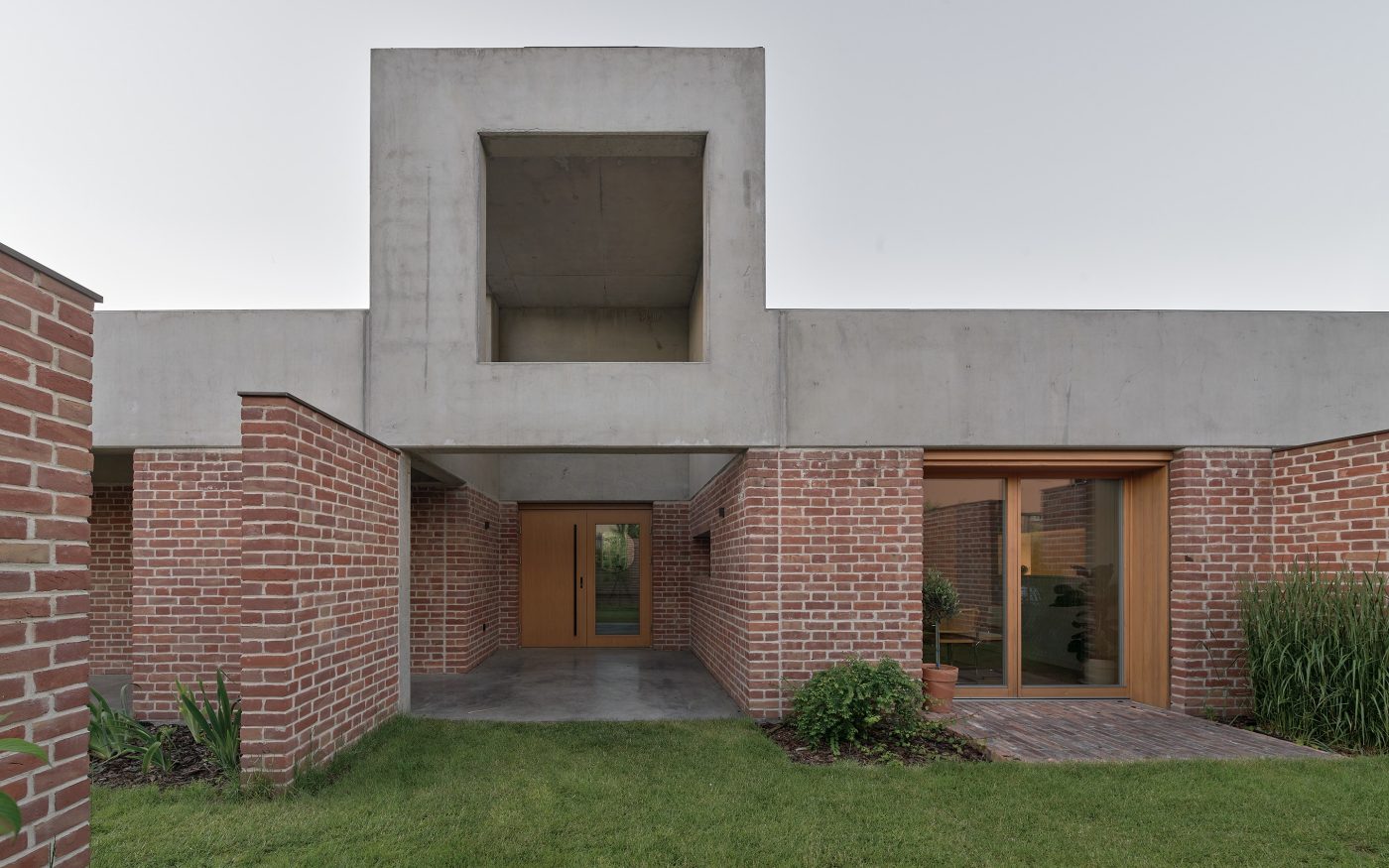 Brick Award 2023 Wyróżnienie Feeling at home Mława House,  James&Mau Arquitectura