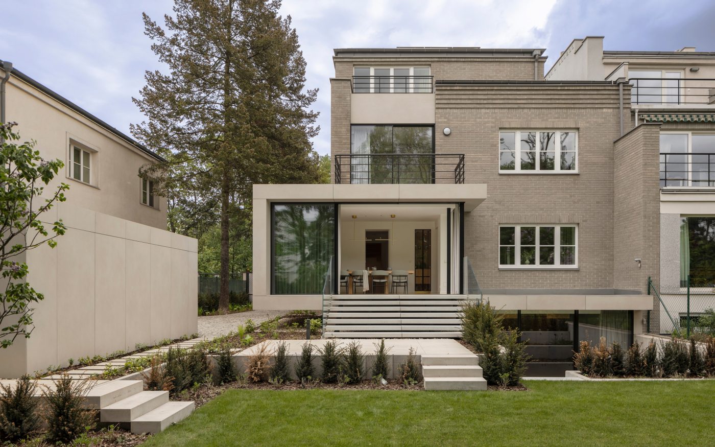 Brick Award 2023 Wyróżnienie Feeling at home Modernizacja domu na Żoliborzu, Warszawa,  TZA