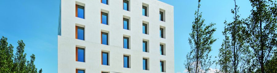 2226, office building with clay bricks, Brick Award 2016 Grand Prize and Category Winner "Special Solution"; Baumschlager Eberle; Photo: Norbert Prommer