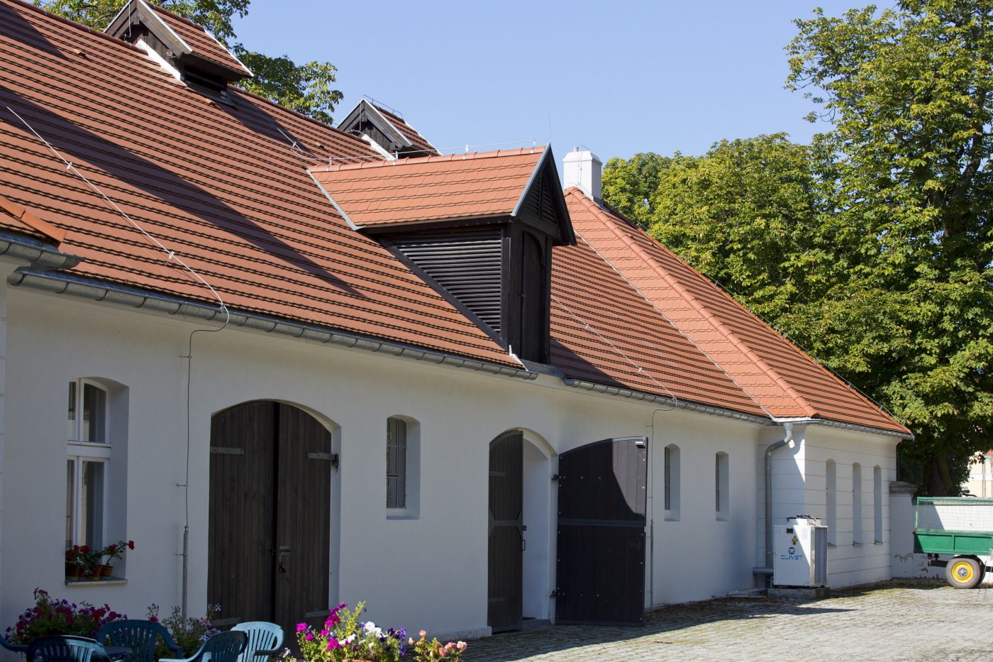 Pałac w Rogalinie z dachówką Koramic karpiówką żłobkowaną