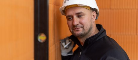 Zobacz co zyskujesz, wybierając Porotherm zamiast gazobetonu!