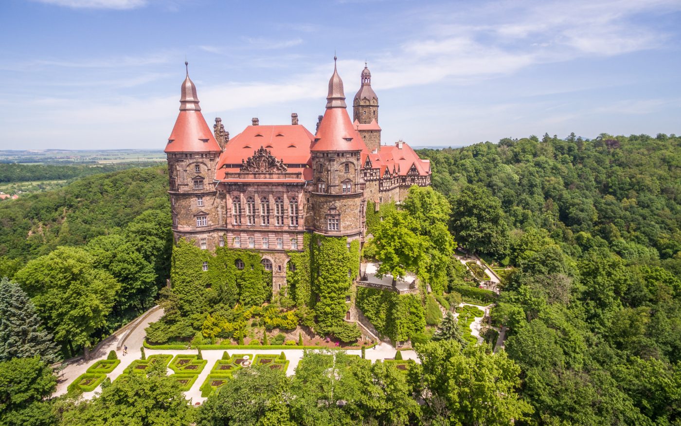 Ksiaz Castle in Poland with red angobe beaver roof tile