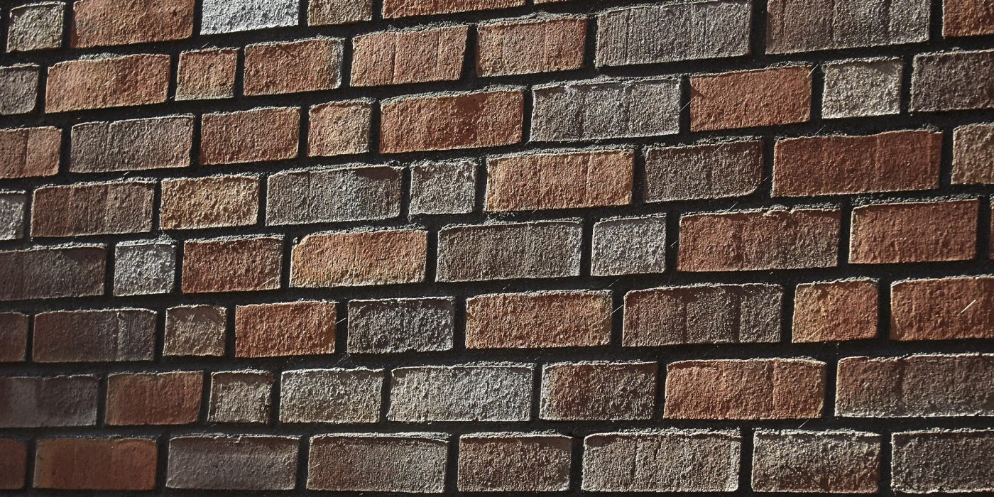 Budynek niemieszkalny w Krakowie z cegły Maastricht