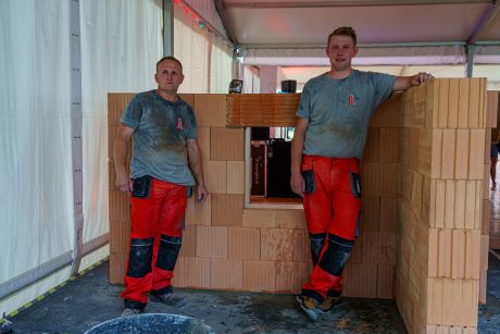 Zdobywcy 3 miejsca Adrian Perszel i Artur Skowronek