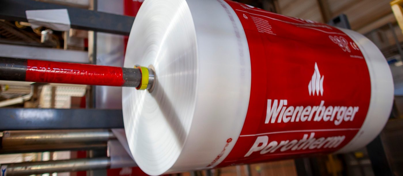 Wienerberger odchodzi od foliarek termokurczliwych