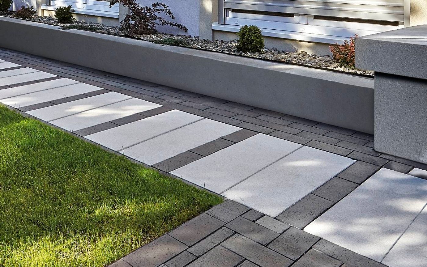 Klinkier brukowy Penter Dresden połączony z płytami Asti Natura