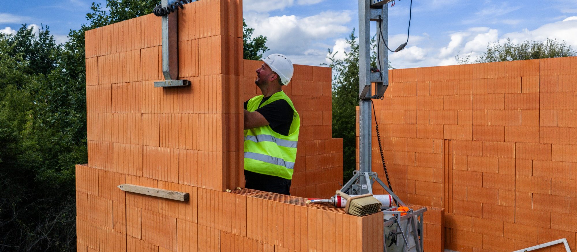 Ceramice Prefabrykacja w ceramice, wienerberger wprowadza nowy sposób murowania ...