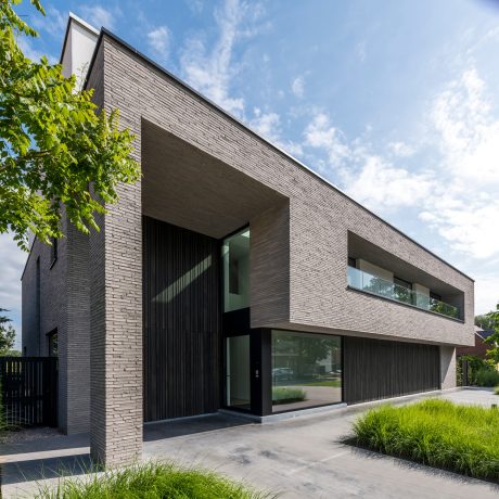 Realizacja z wykorzystaniem Long John Grey marki Terca, arch. Architectenbureau Michel Muylaert, Bonheiden