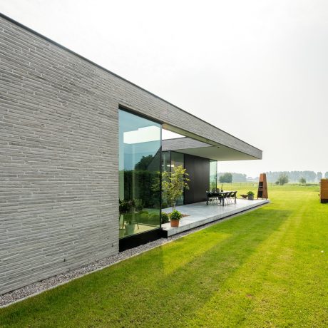 Realizacja z wykorzystaniem Long John Grey marki Terca, arch. EH architecten, Gent