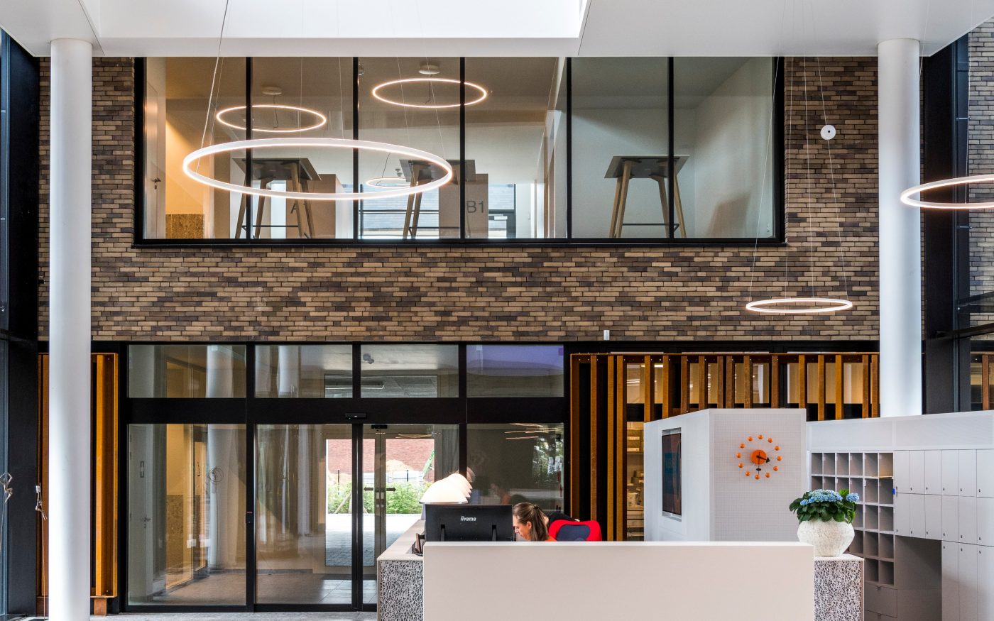 Ściana z płytkami klinkierowymi