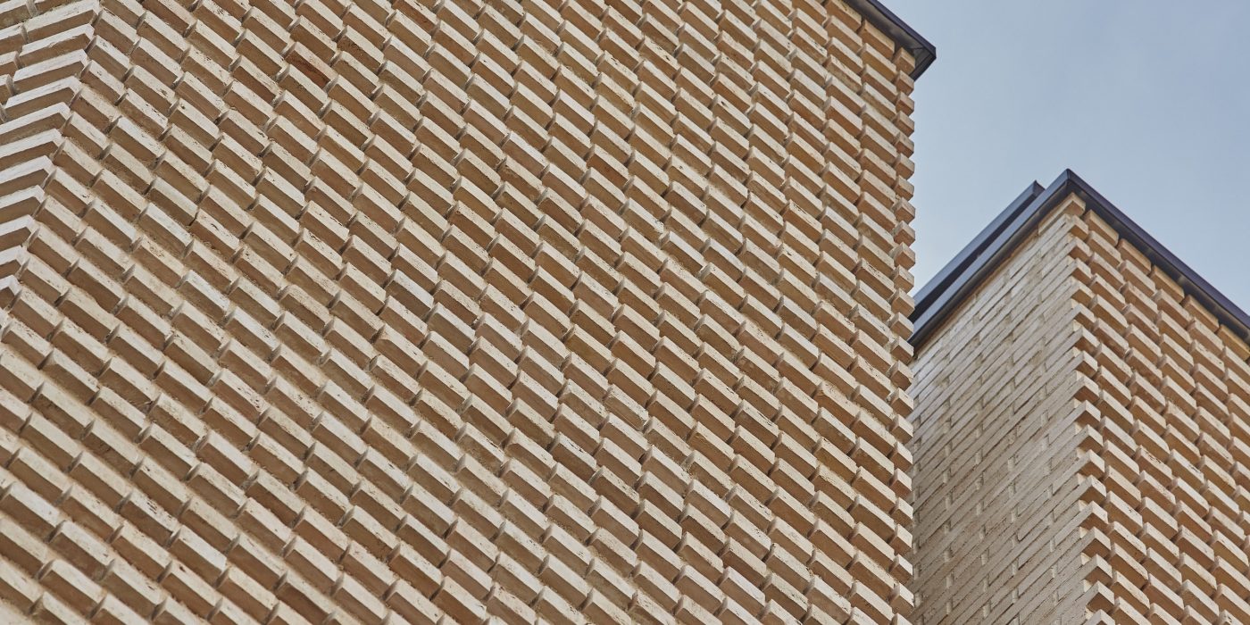 Hotel PURO na krakowskim Kazimierzu z elewacją z cegły Binz 430