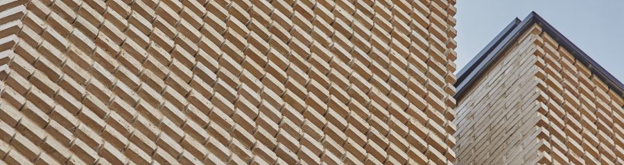 Hotel PURO na krakowskim Kazimierzu z elewacją z cegły Binz 430