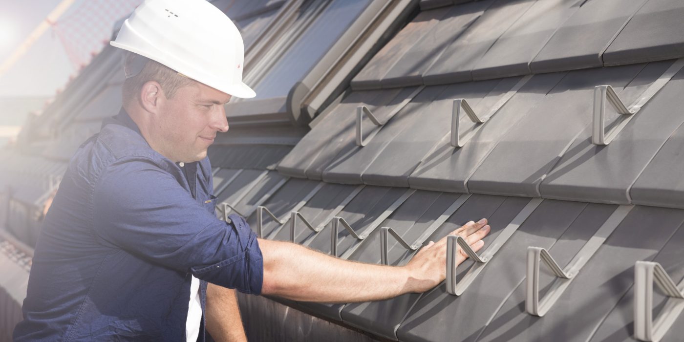 Roof installation of Actua roof tiles