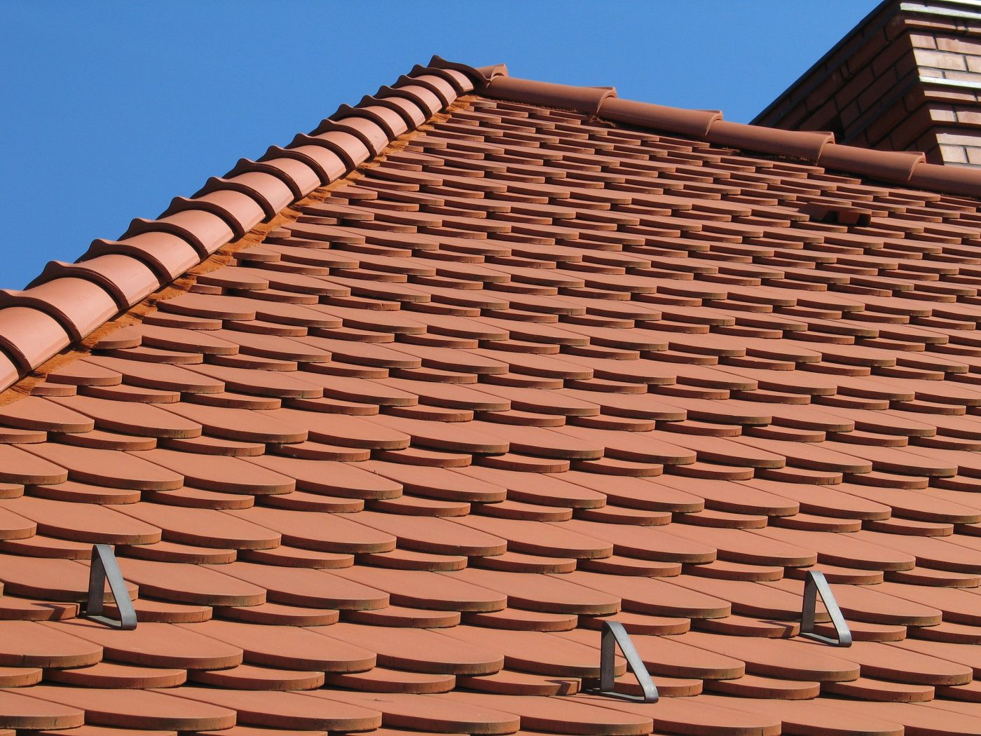 Dom jednorodzinny na Warmii, Olszyn, z dachem z Karpiówki