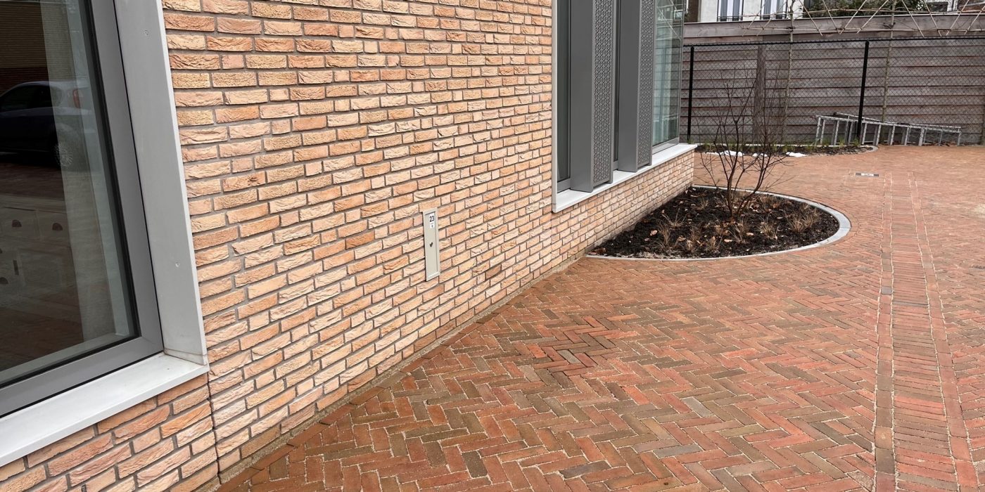 New construction public space | Princenhage, Breda | Pavers: Varia Puur Waterstruck WF