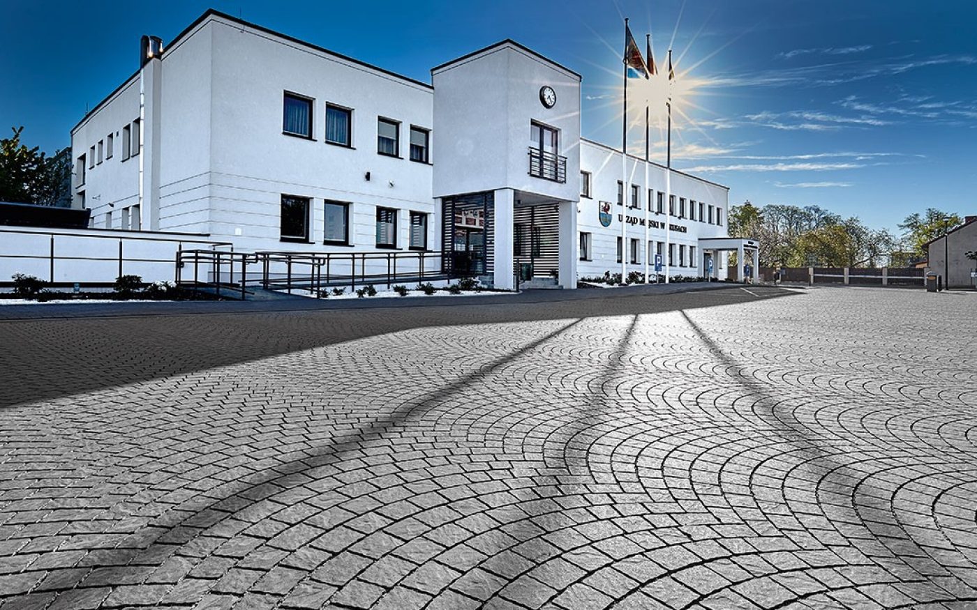 Urząd Miasta, Brusy, Arte kostka staromiejska kolor tytanowy