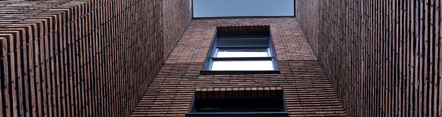 Budynki komunalne w Warszawie z cegłą klinkierową Terca Pastorale