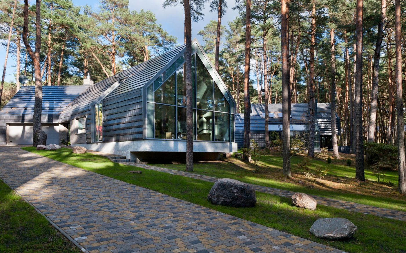 Podwójny czarny dom na Litwie