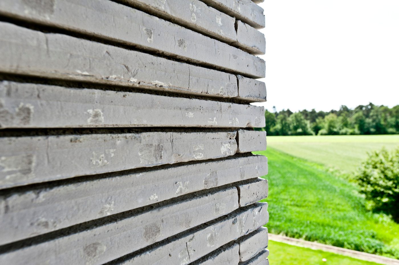 Close-Up Facade Polaris, Passive House, Bauhaus-style, Multi-Generational House, Poroton, Terca, Polaris, by Architects Engelshove, situated in Neuenkirchen