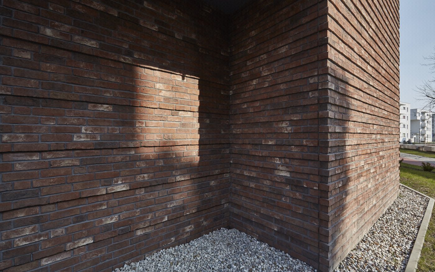 Budynki komunalne w Warszawie z cegłą klinkierową Terca Pastorale