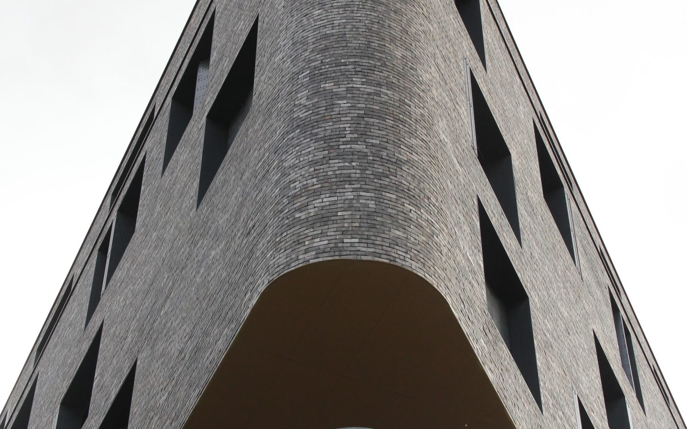 Socjalny budynek wielorodzinny Zac des Lilas w Paryżu