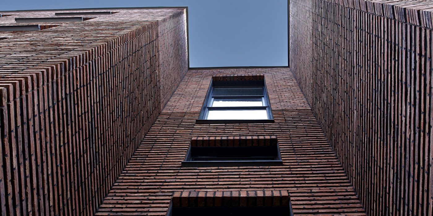 Budynki komunalne w Warszawie z cegłą klinkierową Terca Pastorale