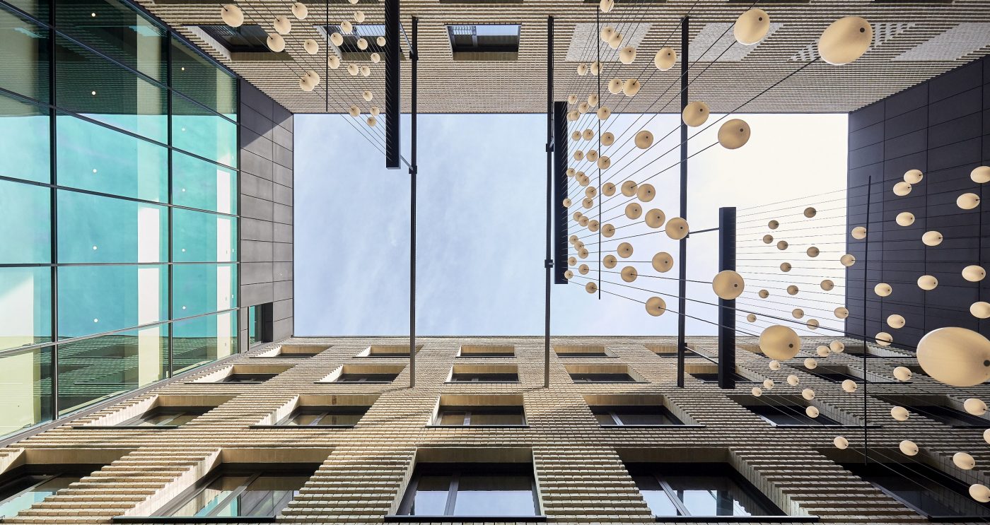 Hotel PURO na krakowskim Kazimierzu z elewacją z cegły Binz 430