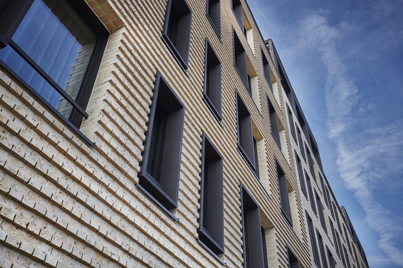 Hotel PURO na krakowskim Kazimierzu z elewacją z cegły Binz 430