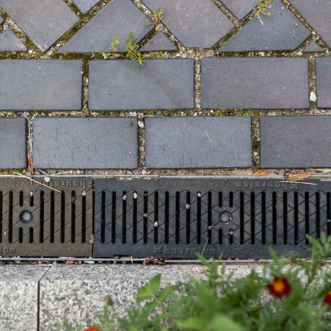 Nawierzchnia na rynku w Resko, penter dresden