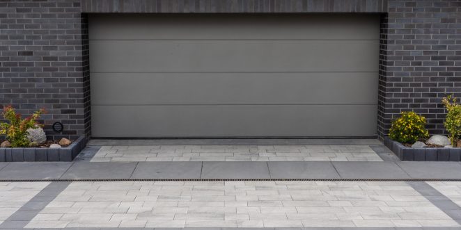 Nawierzchnia na terenie prywatnego domu w Gliwicach, umbriano, mayore luce nero