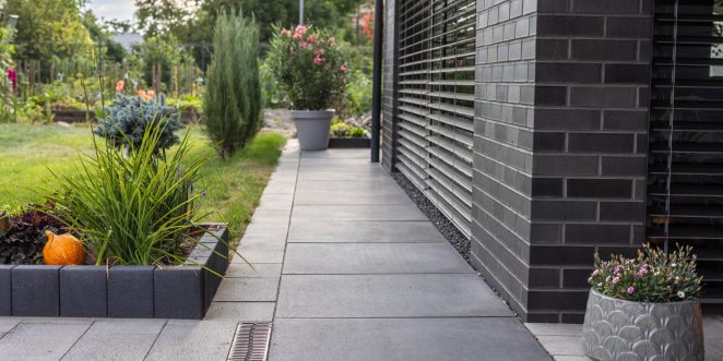 Nawierzchnia na terenie prywatnego domu w Gliwicach, mayore luce nero