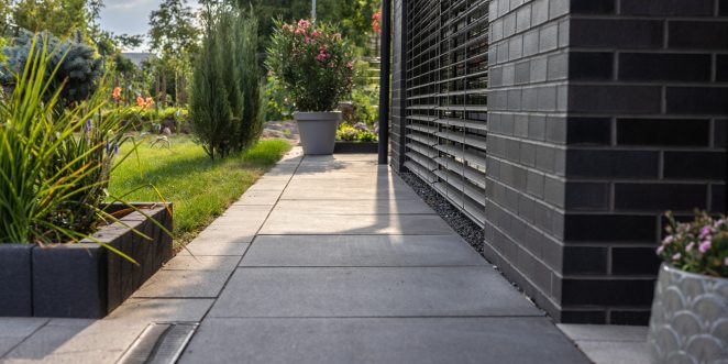 Nawierzchnia na terenie prywatnego domu w Gliwicach, mayore luce nero