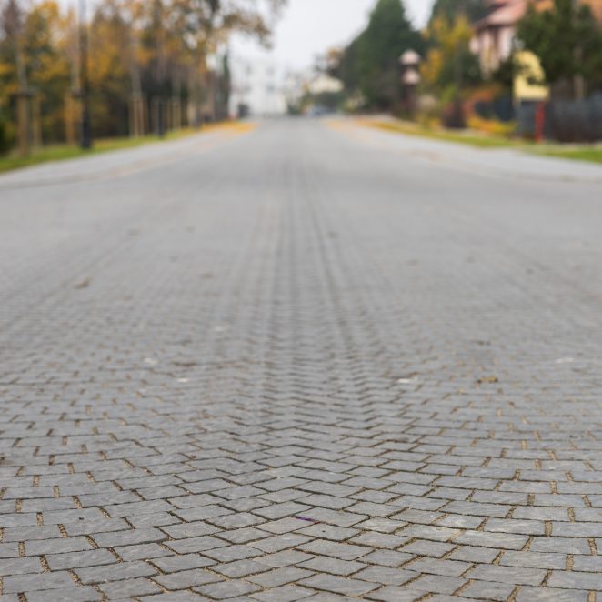 Nawierzchnia Semmelrock ulicy w Zblewo - arte antracyt