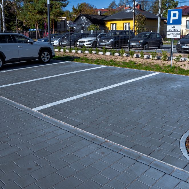 Salon Mercedesa w Warszawie