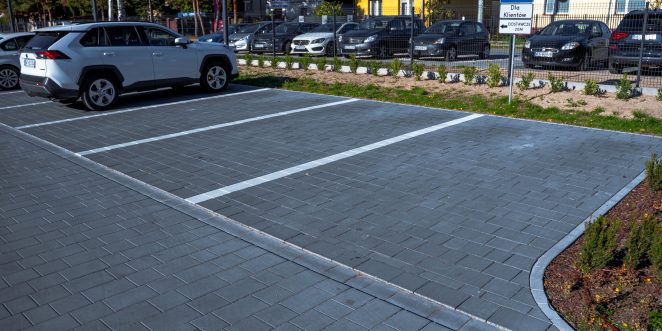 Salon Mercedesa w Warszawie